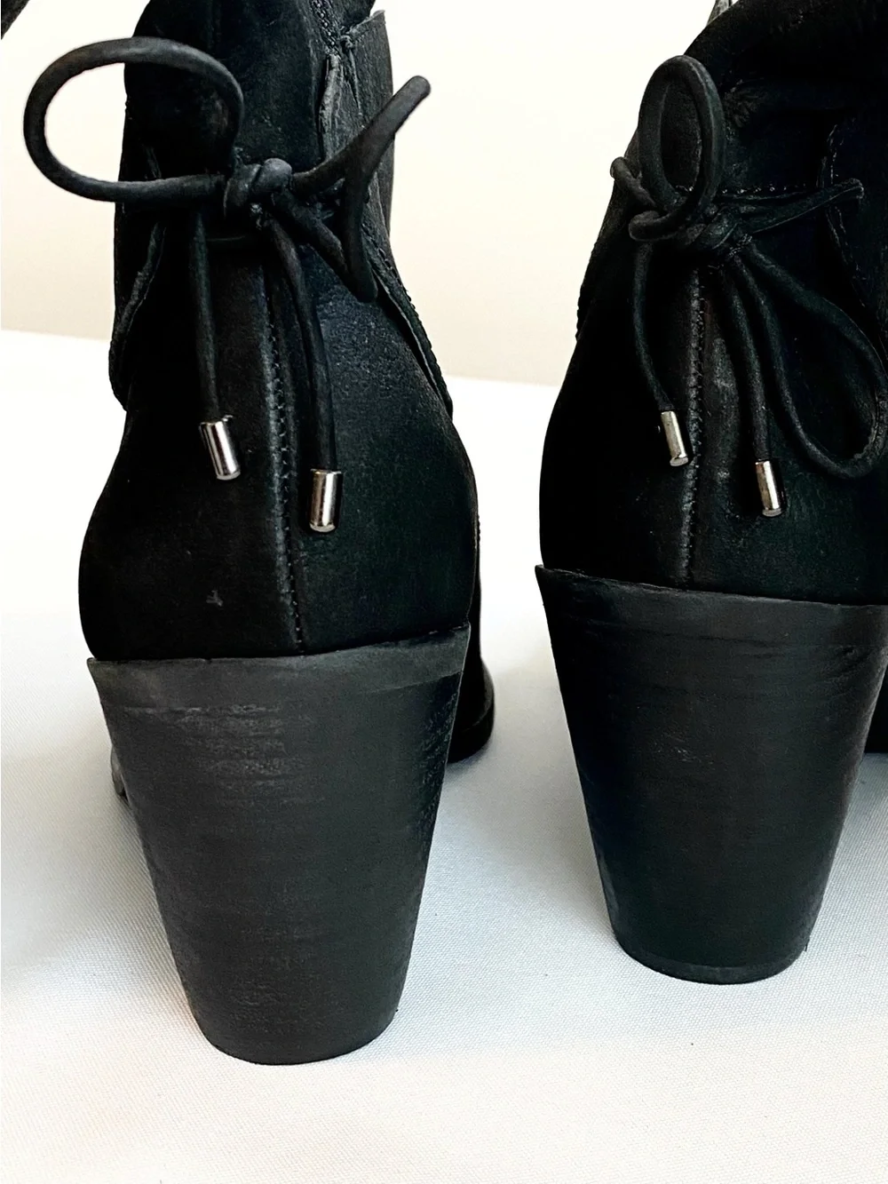 Jessica Simpson never worn